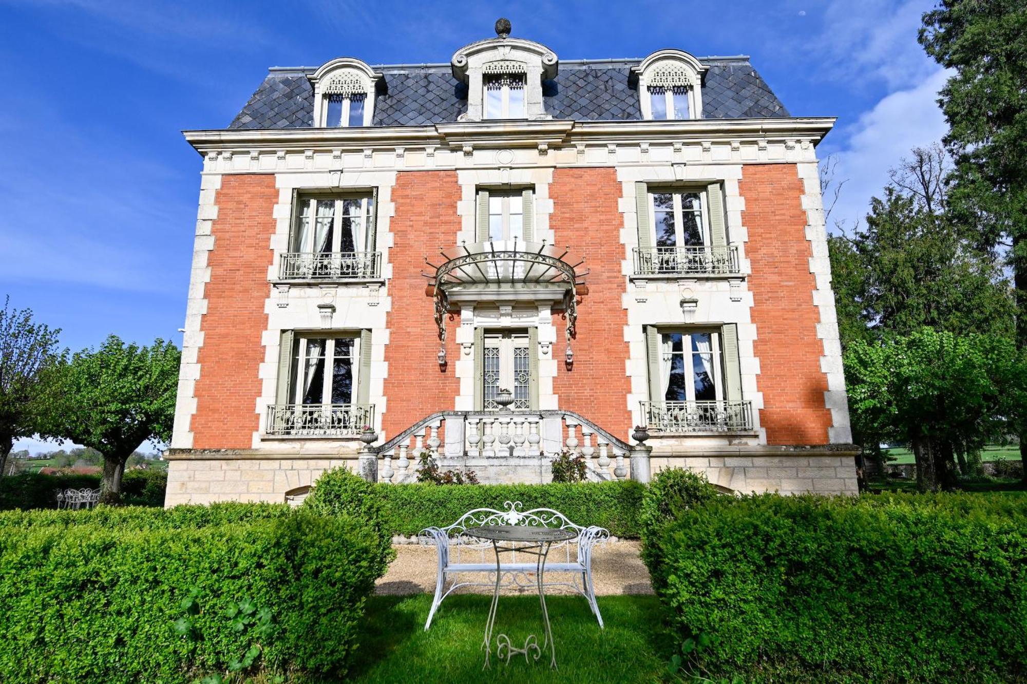 Chateau De La Chaix Saint-Christophe-en-Brionnais Eksteriør billede